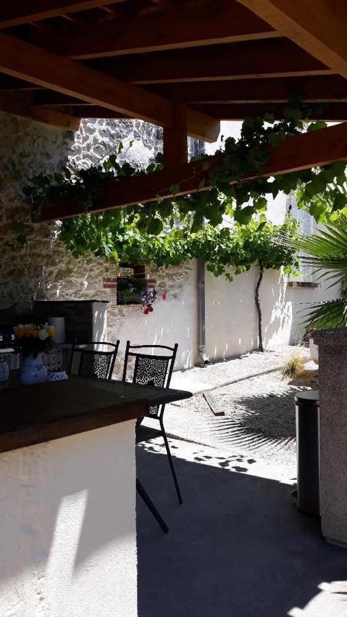 Chambres d'Hôtes du Bernès Nomdieu Esterno foto